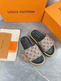 Picture of Louis Vuitton Slippers _SKULVsz35-45mnf03121135